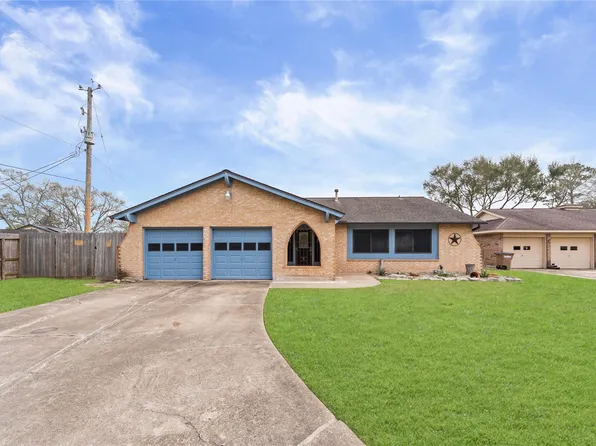 4307 Meadow Glenn Dr, Dickinson, TX 77539