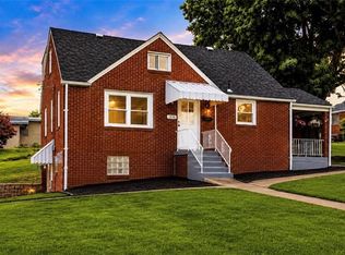 1376 Peterson Dr, Clairton, PA 15025