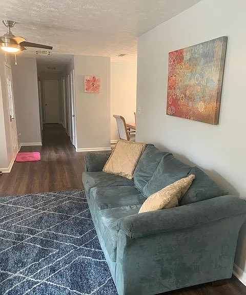 970 Hilltop Ct — Photo 10