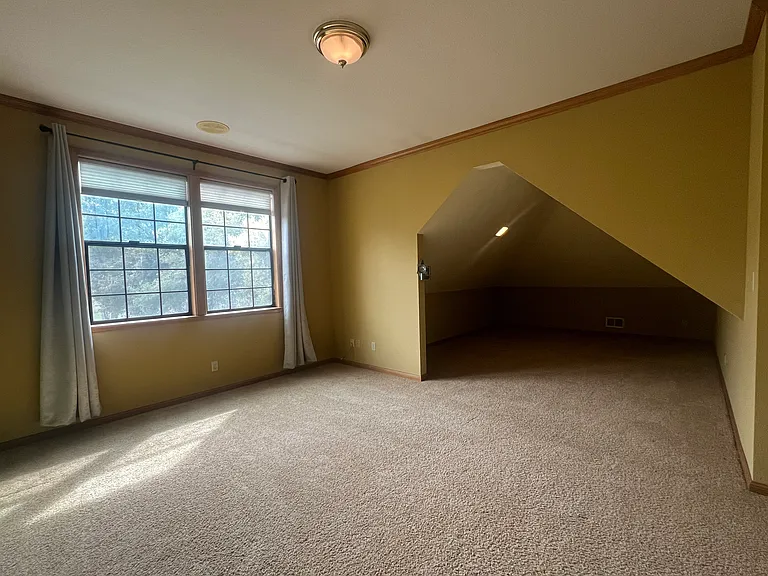 4300 Heritage Ln — Photo 22