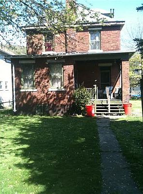 1st image of 1915 4th St