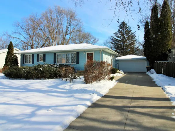 809 18th St SW, Willmar, MN 56201