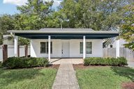 E 17th St-S3009-007.jpg