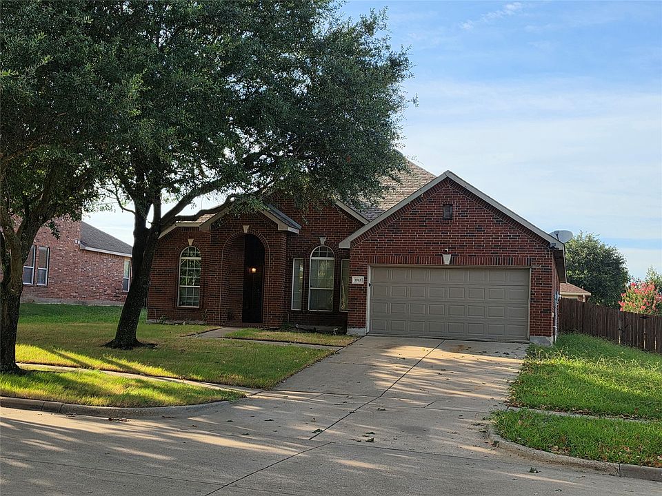 1st image of 1743 Summerwood Ln