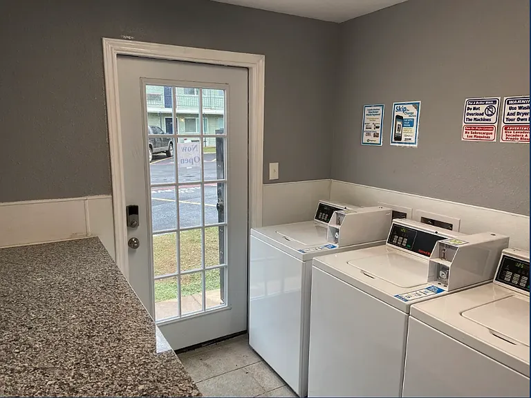 3955 Mather Ct — Photo 9