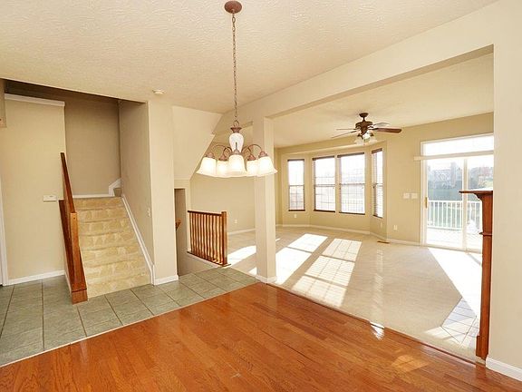 3rd image of 6341 Edgewater Dr