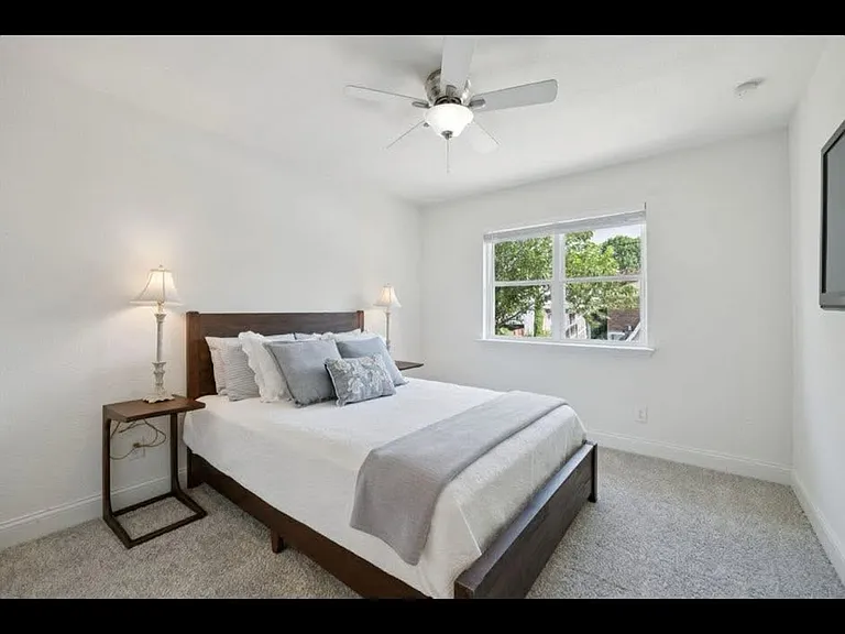 9346 Highedge Cir — Photo 10