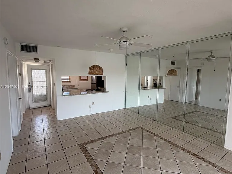 2880 NE 203rd St #32 — Photo 3