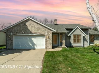 5566 Weiss St, Saginaw, MI