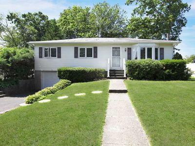 270 Browns Rd, Nesconset, NY, 11767