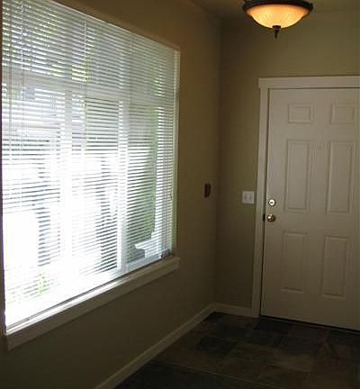 4th image of 1468 Huckleberry Cir