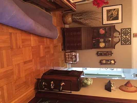 Sold by Re/Max In The City | media 23