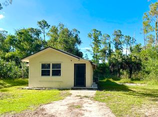 1747 Acremaker Rd, Naples, FL 34120