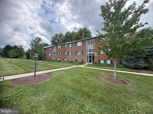 3872 Shadywood Dr #19