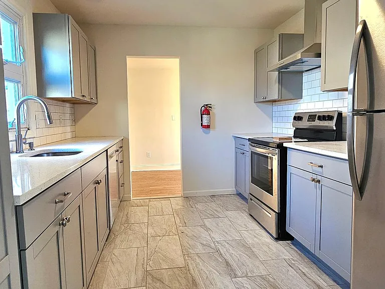 12 N Savoie St #1 — Photo 8