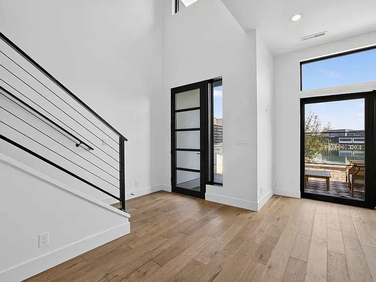 2100 E Island Cove Ln — Photo 10