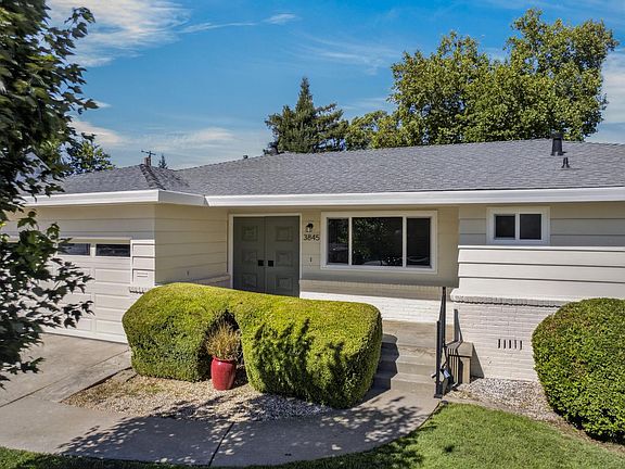 2nd image of 3845 Lynwood Way