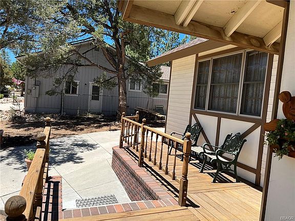 5th image of 385 San Martin Dr