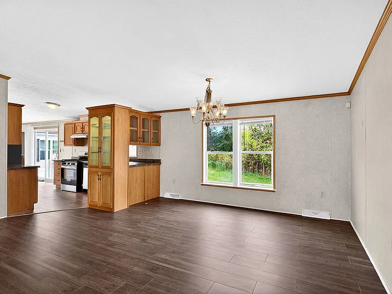 15 W Redwood Ave — Photo 42