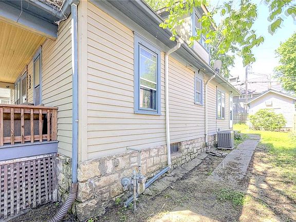 3rd image of 908 S 5th St