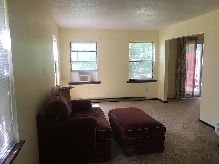 1101 Teaberry Ln — Photo 8