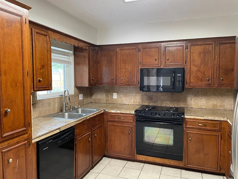4154 Eagle Dr — Photo 23