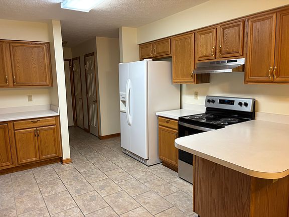 5th image of 122 Old Carriage Dr #122