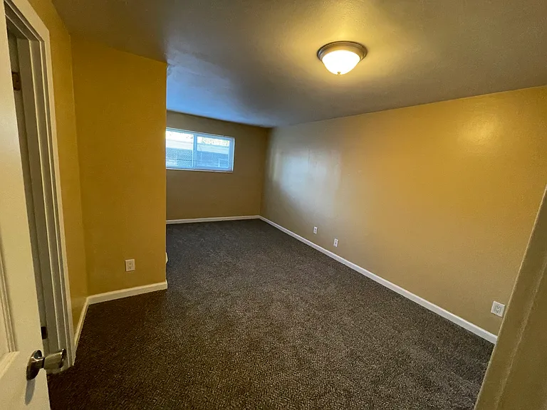 14332 32nd Ave NE #C — Photo 7