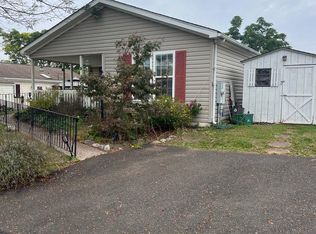 3 Juniper Cir, New Hope, PA 18938