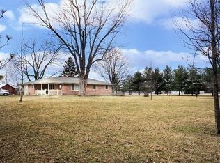 10471 Brooks Carroll Rd, Waynesville, OH 45068