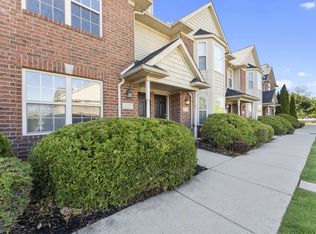 208 Taddeo Dr, Monroe, MI 48161