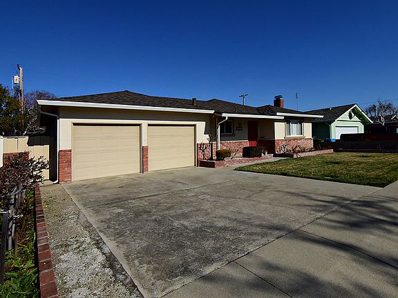 2nd image of 2123 Dianne Dr