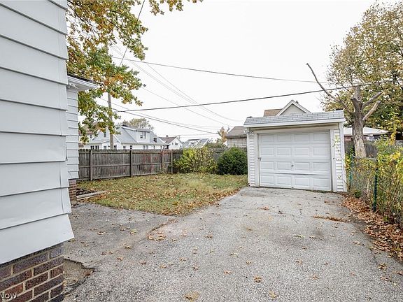 5th image of 19301 Kildeer Ave