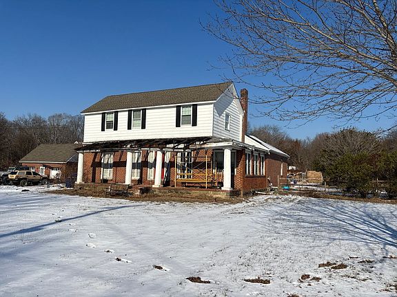 2nd image of 1247 Little Mill Rd