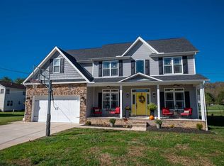 3 Hawk Ln, Barboursville, WV 25504