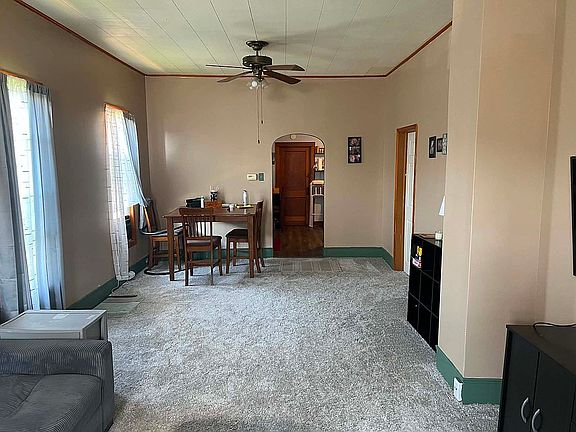 4th image of 353 Creve Coeur St