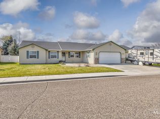 137 SW 18th St, Ontario, OR 97914