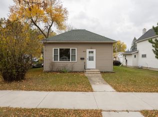 415 3rd St SE, Wadena, MN 56482