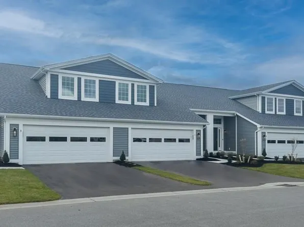 14 White Orchid Way, Lancaster, NY 14086