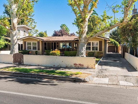 5th image of 160 Oleander Ave