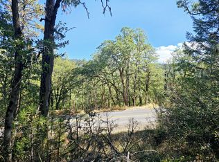 6531 Crowfoot Rd, Trail, OR 97541