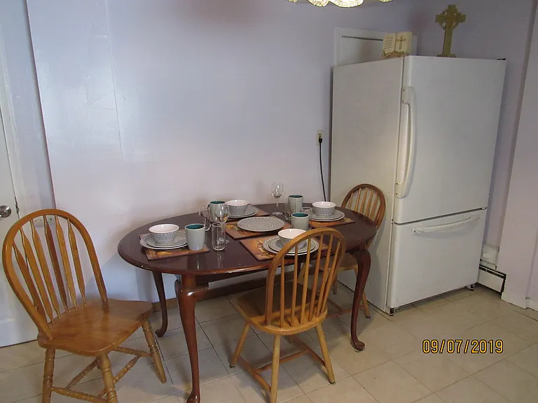 524 1/2 S 1st St #2 — Photo 10