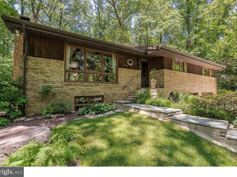 1st image of 2573 Welsh Rd