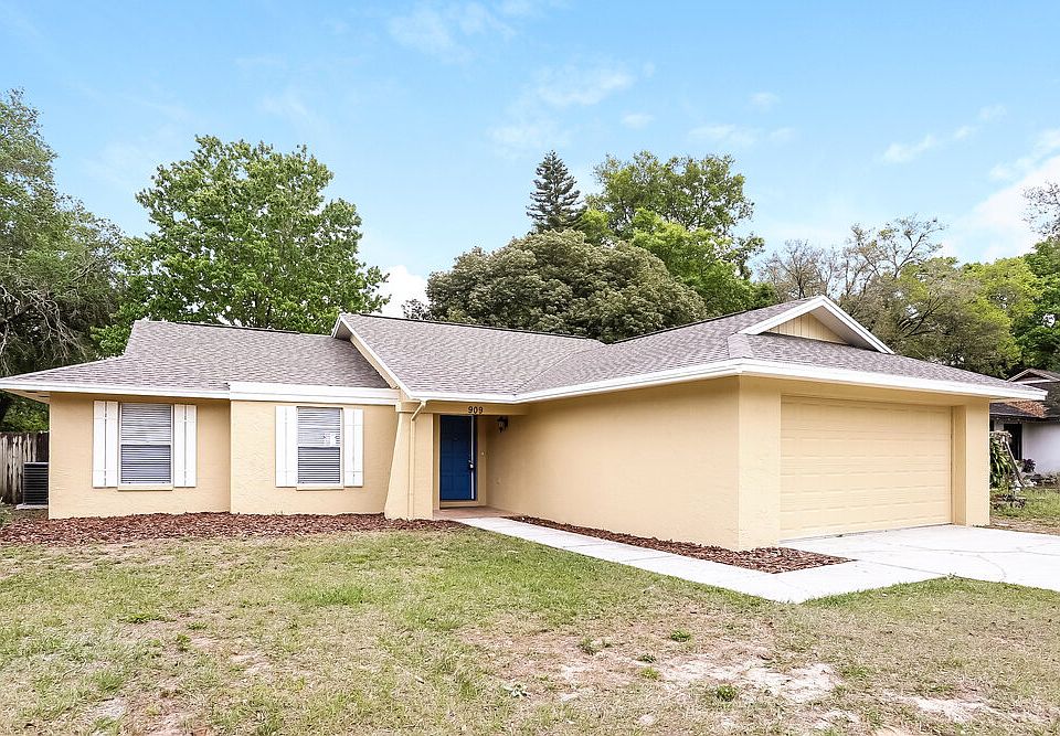 1st image of 909 Black Knight Dr