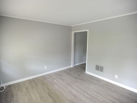 5th image of 1029-1031 Wachovia St #1029