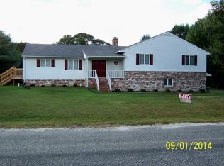 6545 Pocahontas Ln, Hayes, VA 23072
