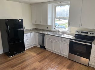 8 Jordan St #8B, Berwick, ME 03901