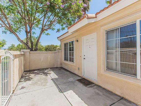 3rd image of 25543 Prospect Ave