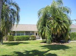112 Lakefront Ct NE, Lake Placid, FL 33852