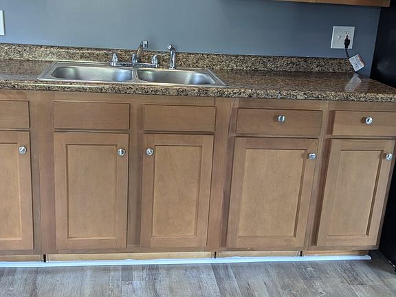 4th image of 2825 Westknolls Ln APT 1